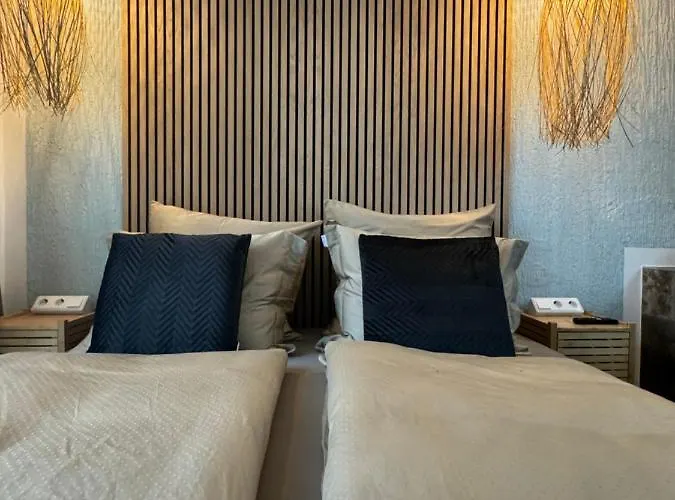 H-36 Residence - Bright Collection